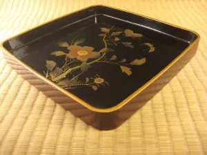 Antique Japanese Meiji Era Ozen Obon Black & Gold Lacquer Peony