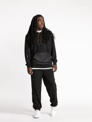 Iconic Tech Fleece Pants - Black