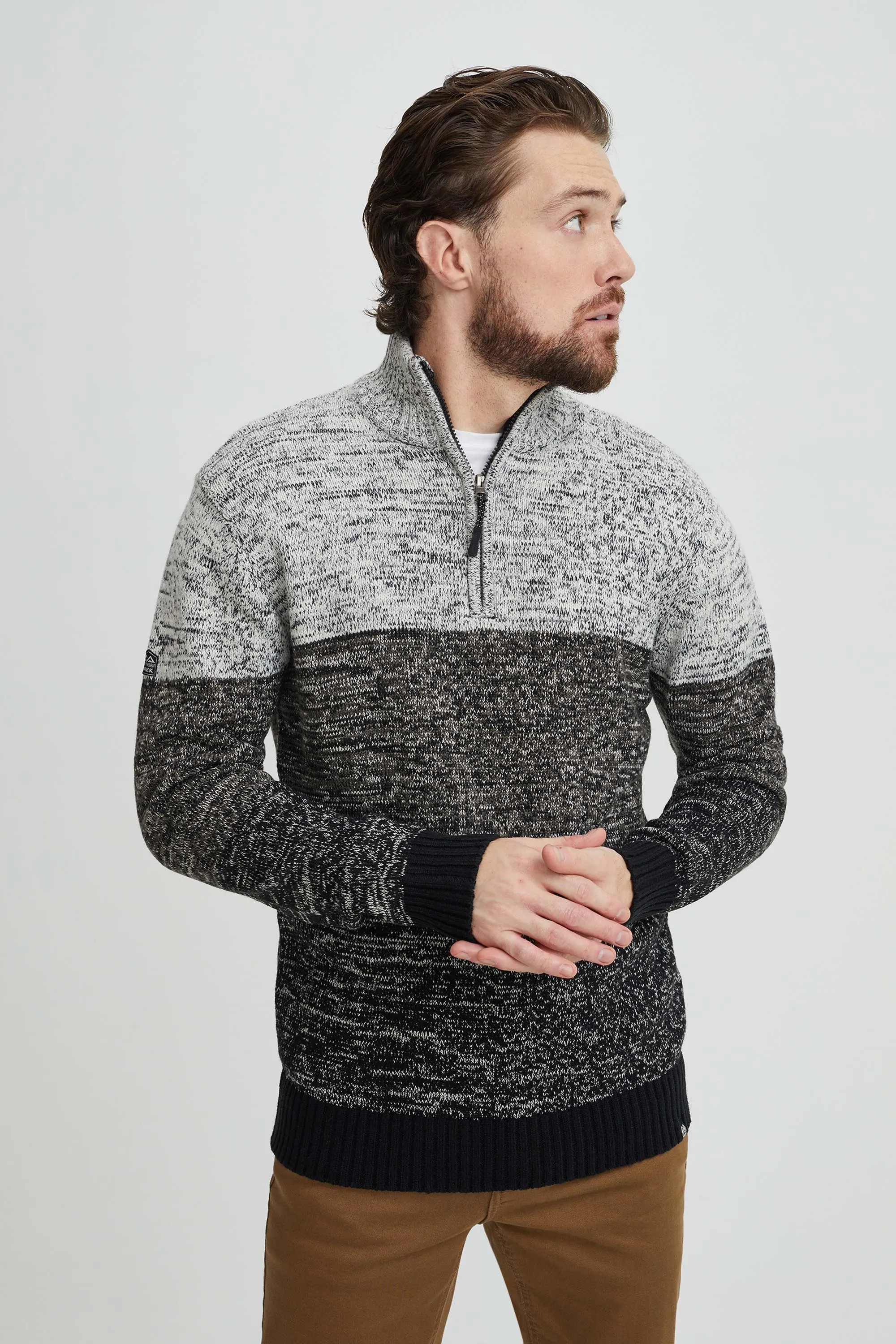 Knit half-zip collar