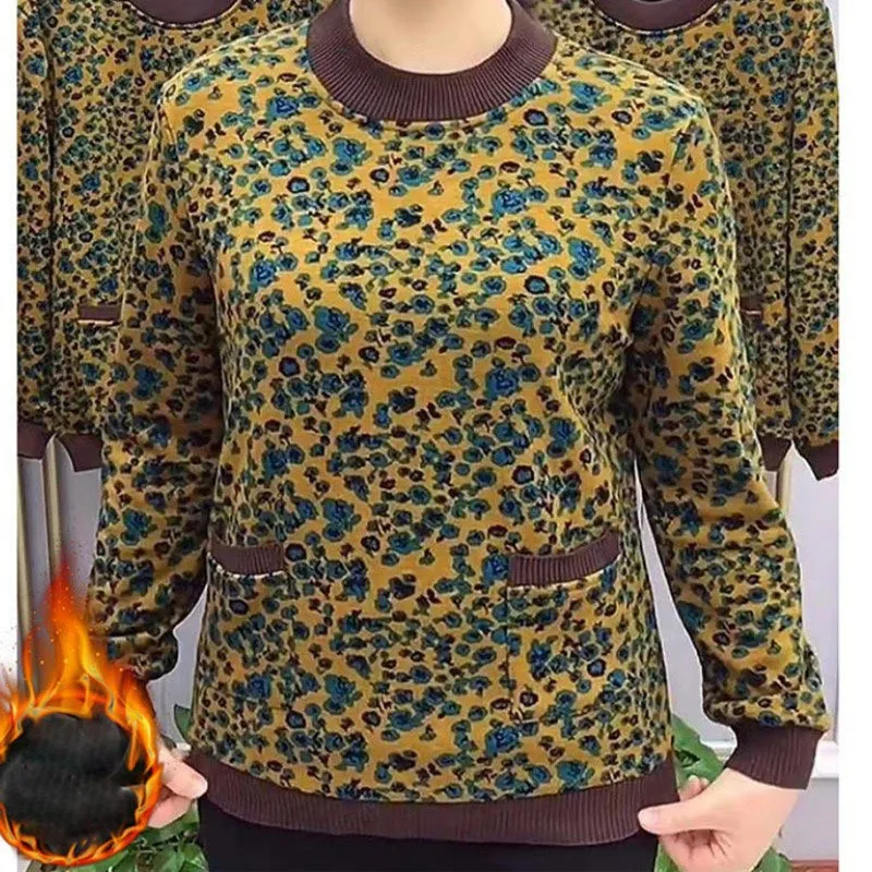 Nice Gift! Women’s Warm Plush Round Neck Pullover Bottom Shirt