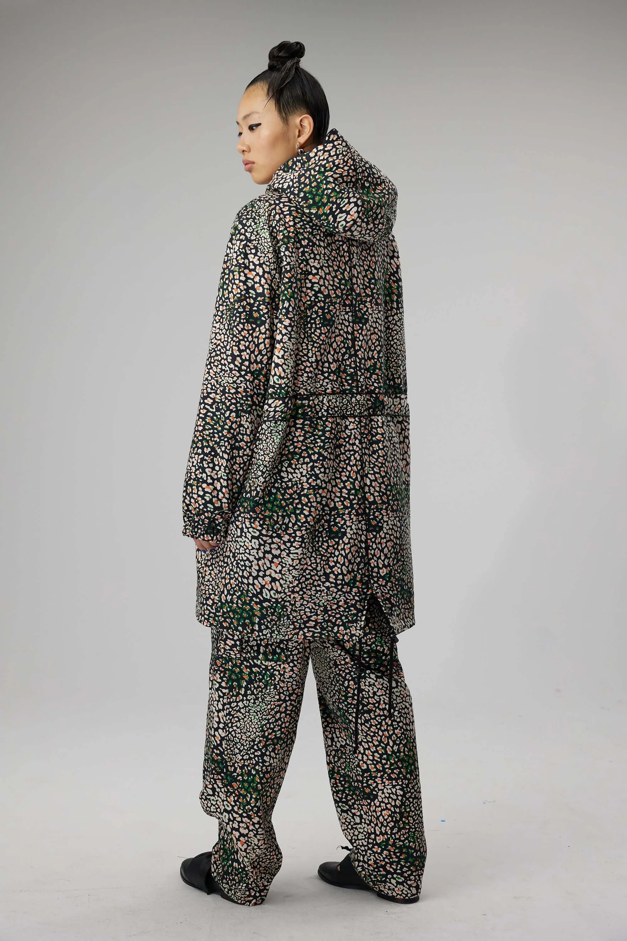 Onur parka in wild Leopard print